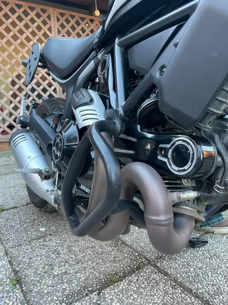 Ducati Scrambler 800 Icon Dark (2021 - 22) (4)