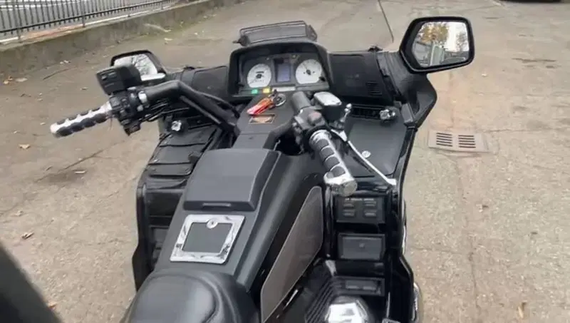 Honda Goldwing GL1500SE (5)