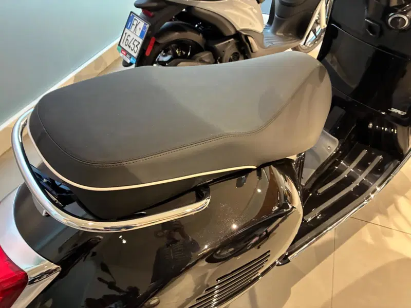 Vespa GTS 310 (2025 - 26) (5)