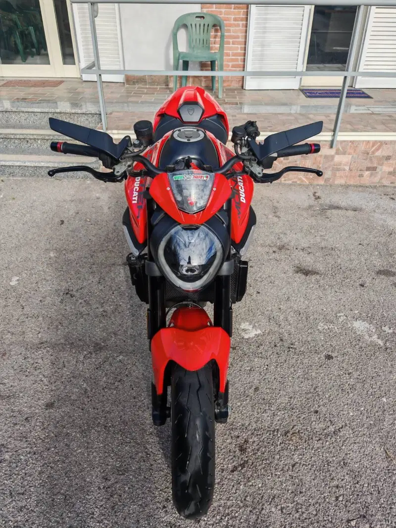 Ducati Monster 937 + (2021 - 25) (3)