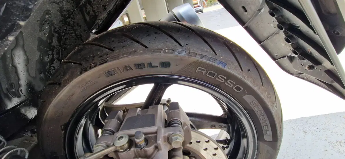 Yamaha T-Max 500 (2004 - 07) (5)