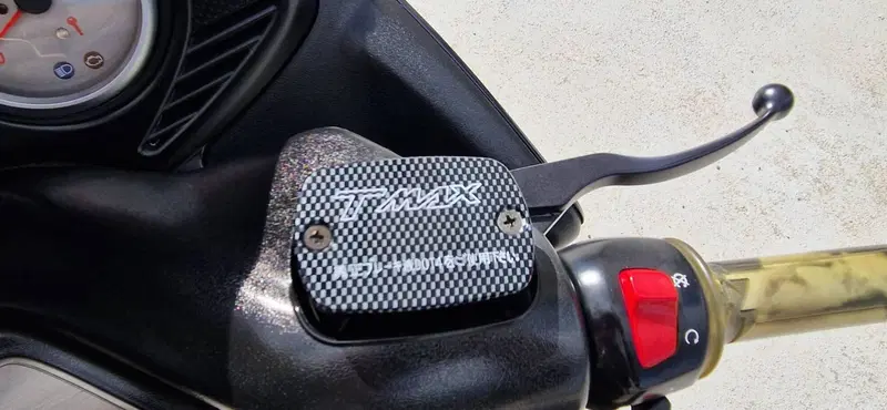 Yamaha T-Max 500 (2004 - 07) (8)