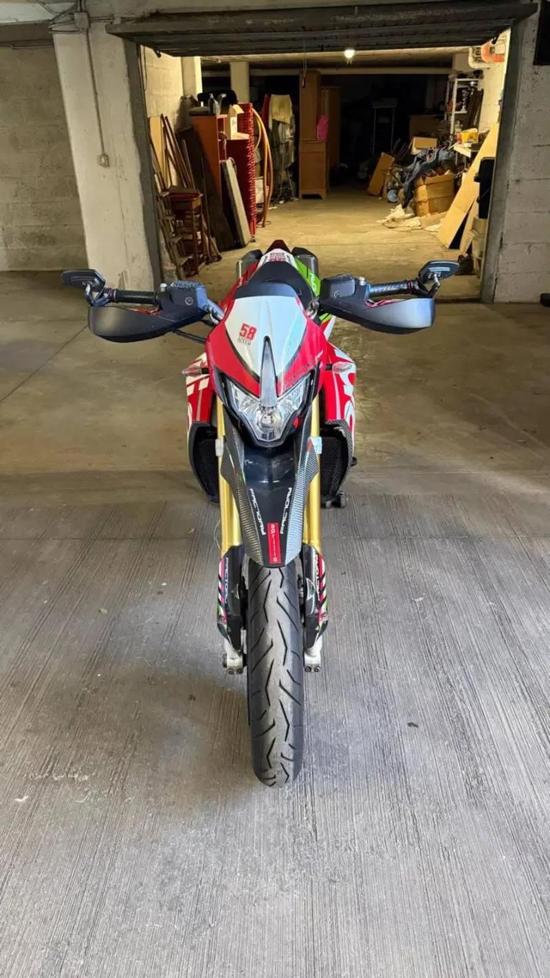 Aprilia Dorsoduro 750 Factory (2010 - 13) (6)