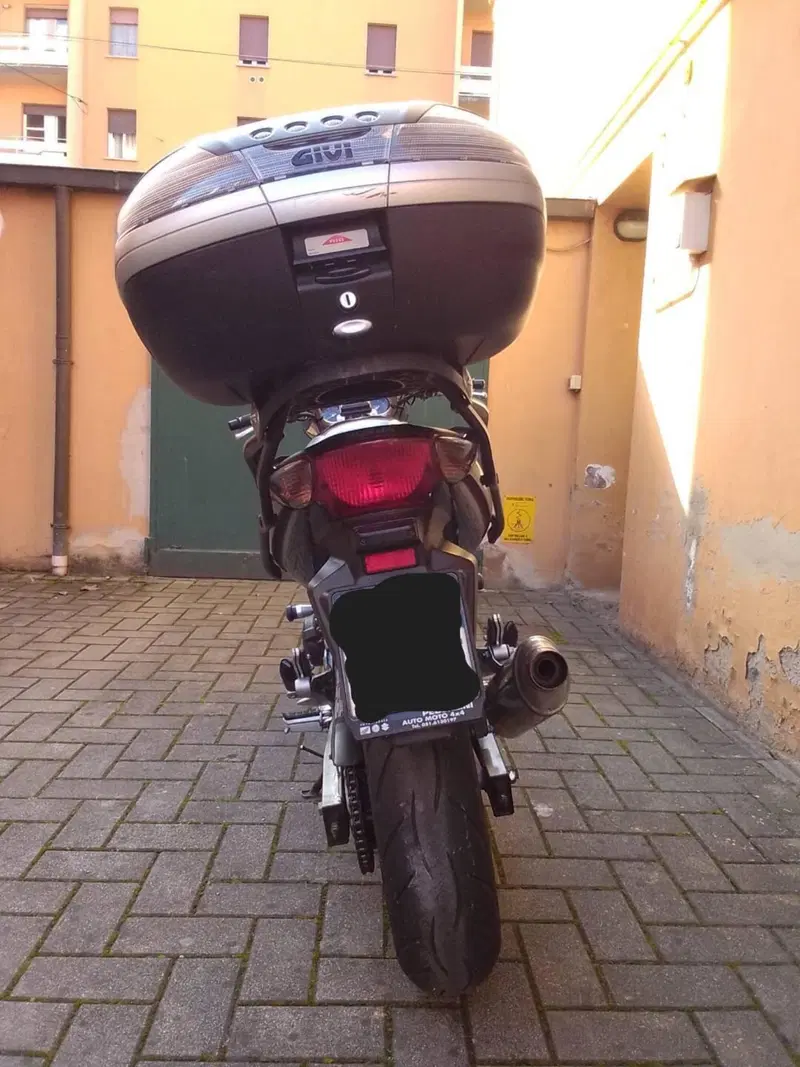 Honda CBF 600 N (2005- 11) (2)