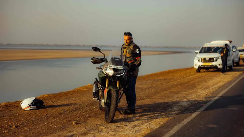 Rann of Kutch: il deserto salato indiano celebrato da TVS