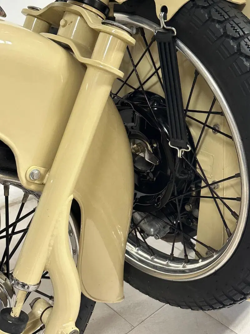 Moto Guzzi Galletto 192cc. (3)