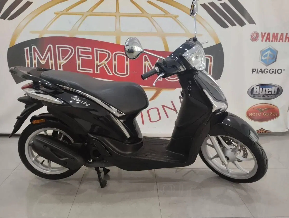 Piaggio Liberty 50 3V (2021 - 24) (2)