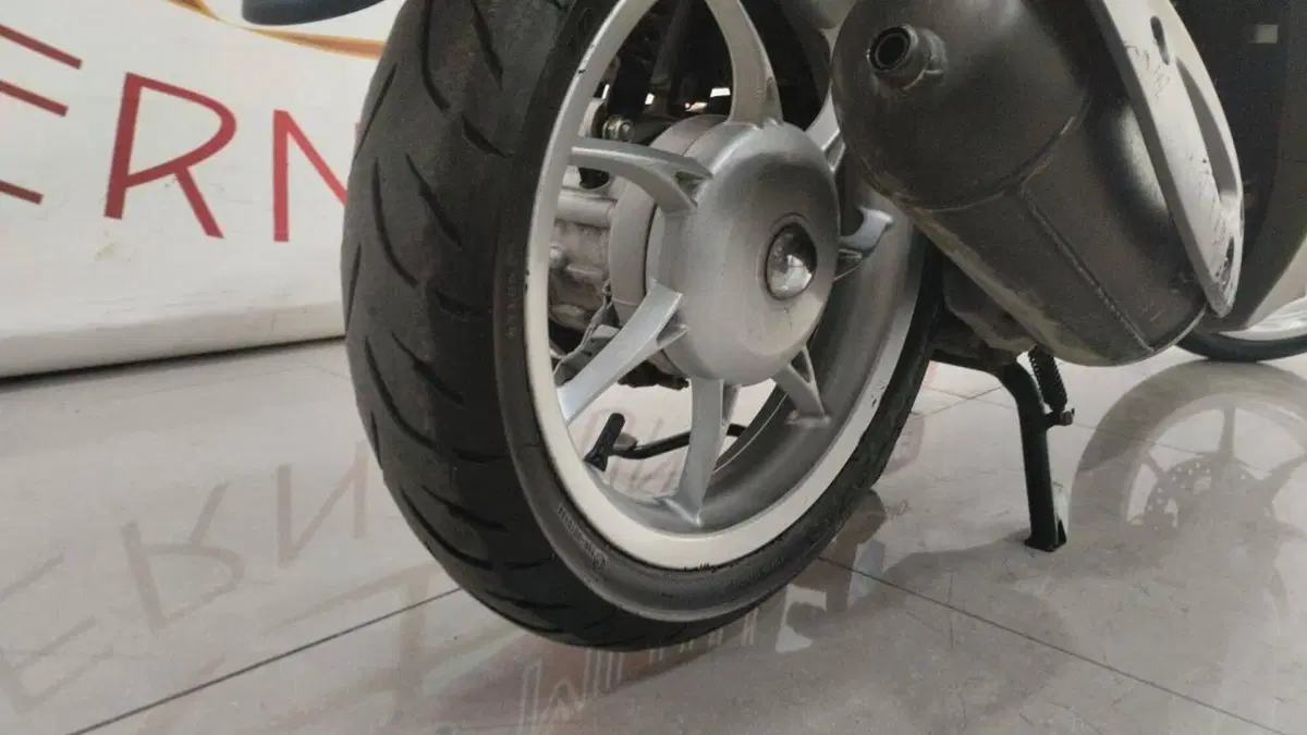 Piaggio Liberty 50 3V (2021 - 24) (7)