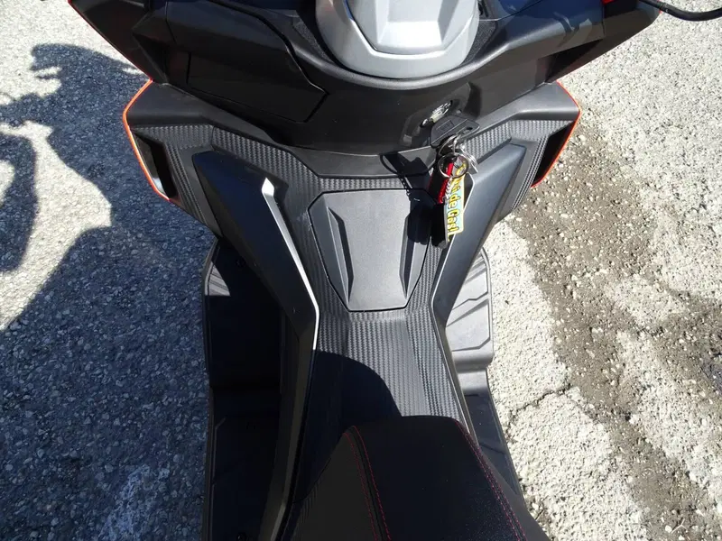 Aprilia SR GT 125 Sport ABS (2022 - 24) (20)