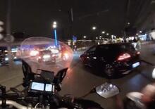 Parigi: inseguimento in moto ad alta tensione [VIDEO]