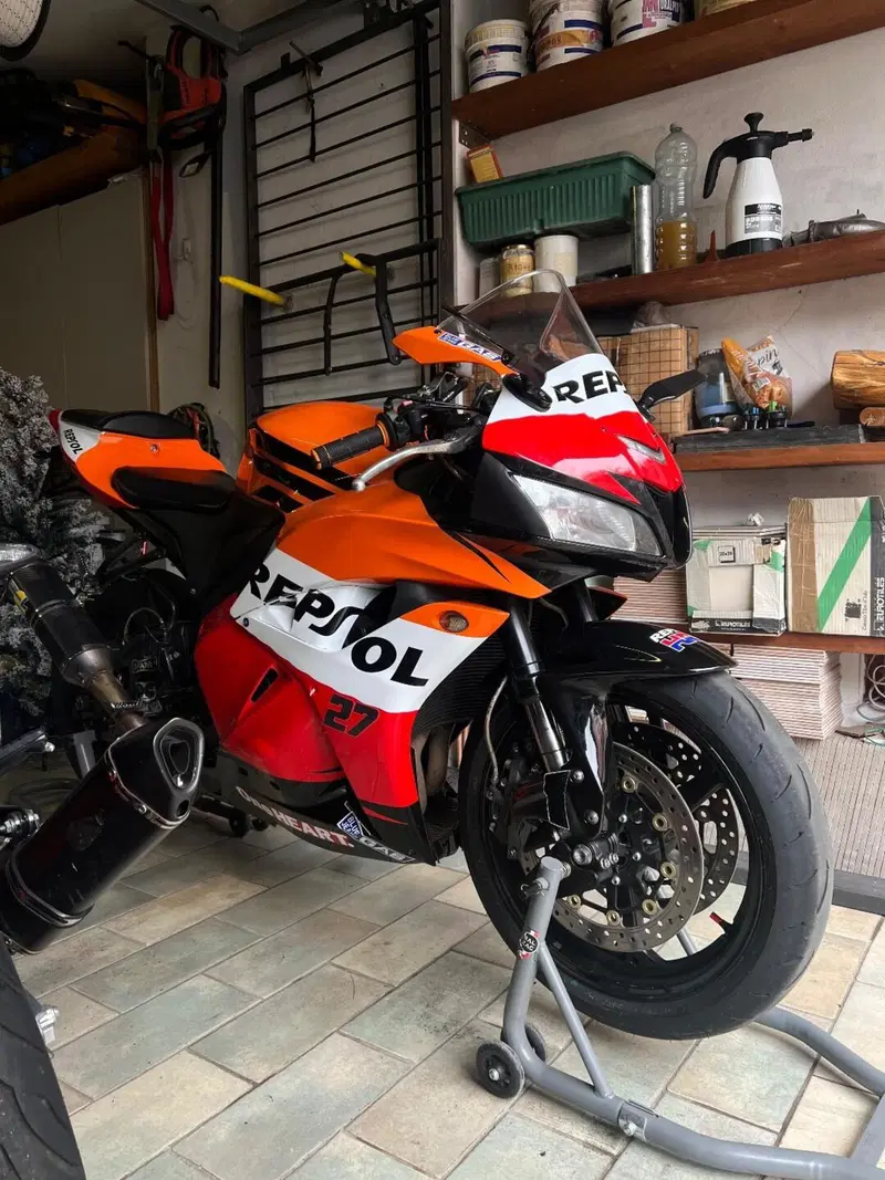 Honda CBR 600 RR (2009 - 12) (2)