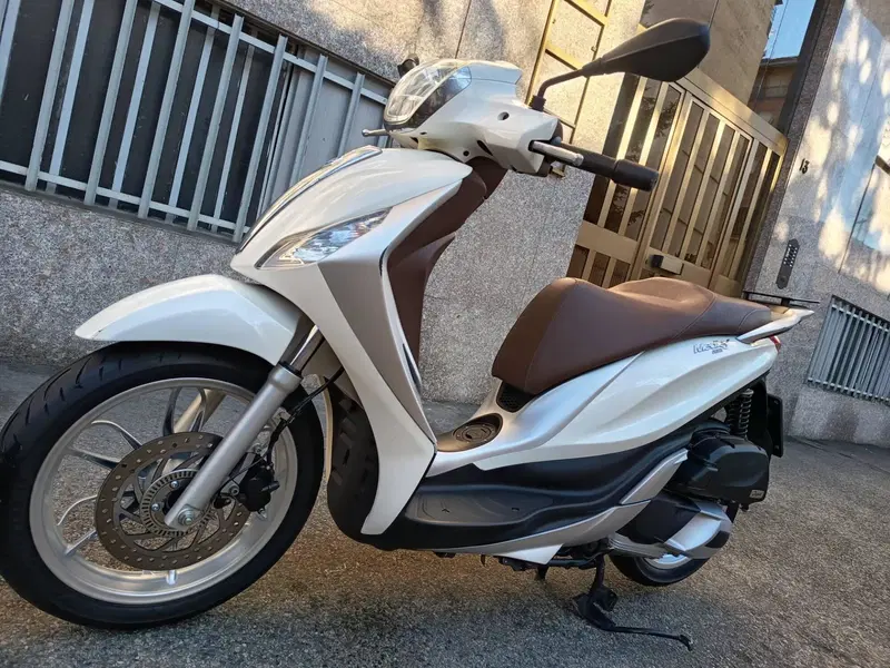 Piaggio Medley 150 S ABS (2016 - 19) (6)
