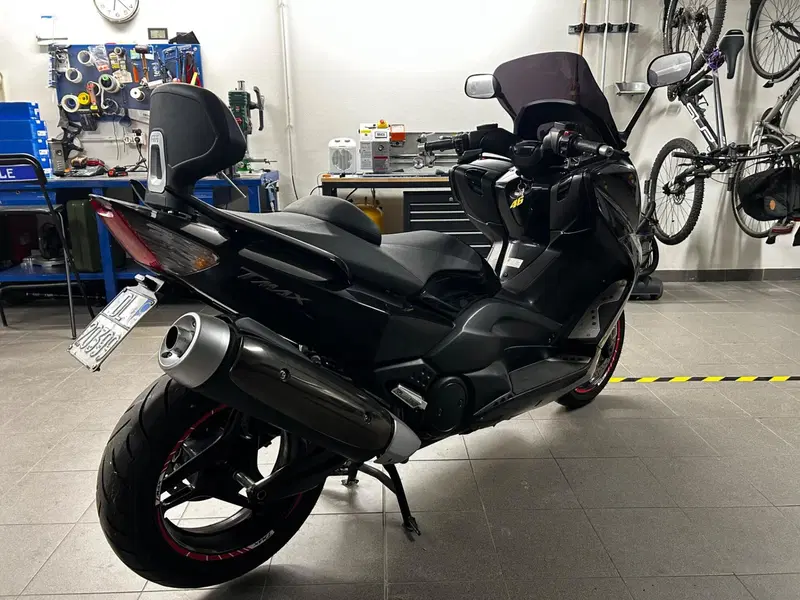 Yamaha T-Max 500 (2008 - 12) (2)