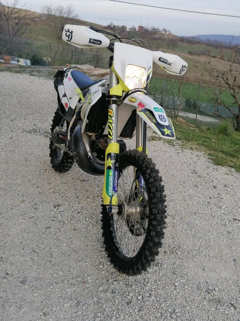 Husqvarna TE 300i Jarvis Edition (2020) (6)