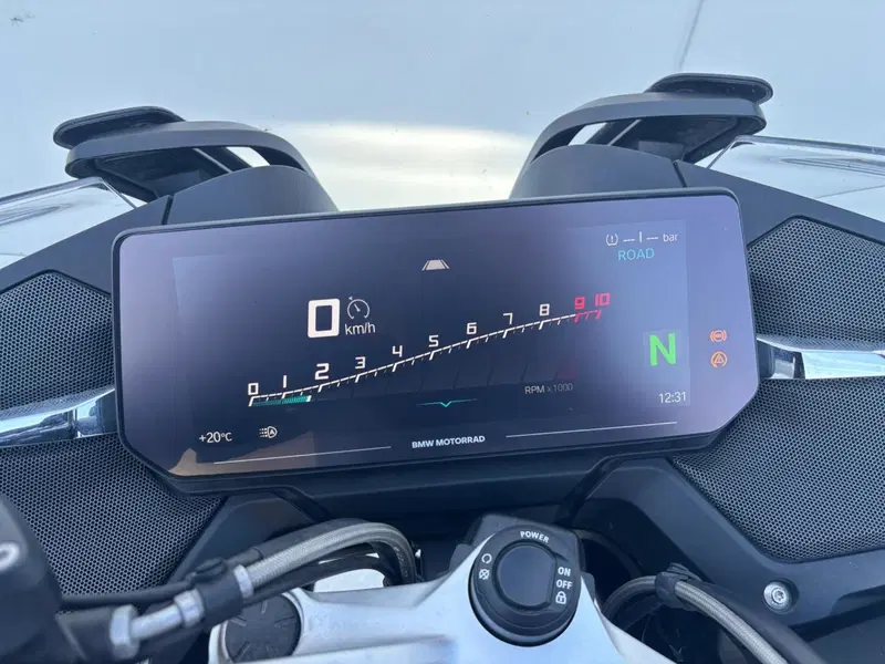Bmw R 1250 RT (2021 - 25) (2)