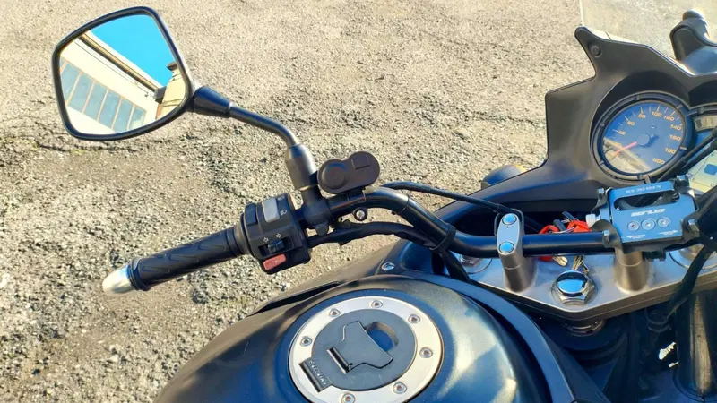 Suzuki V-Strom 650DL (2004 - 06) (3)