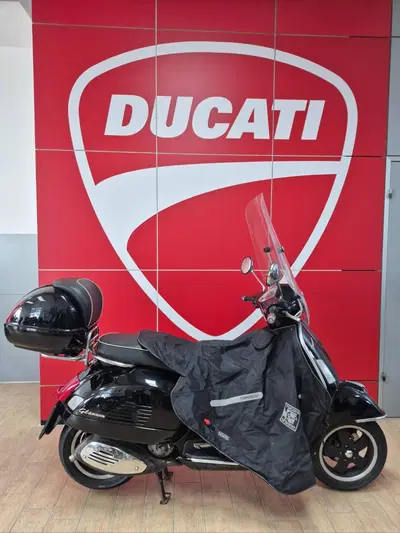 Vespa GTS 300 (2010 - 14) usata