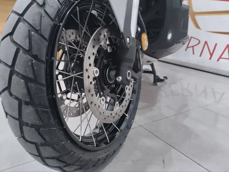 Honda X-ADV 750 Adventure (2025 - 26) (7)