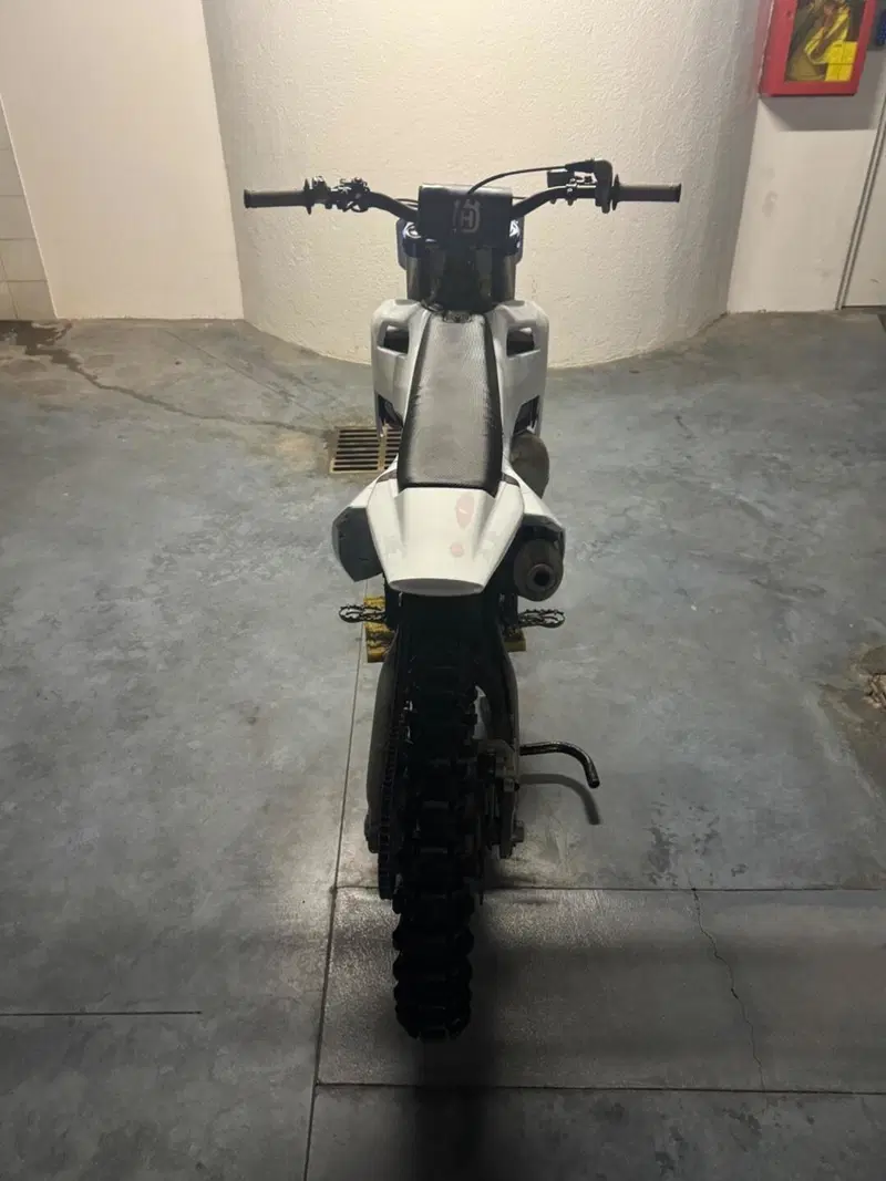 Husqvarna TC 85 19"/16" (2025 - 26) (2)