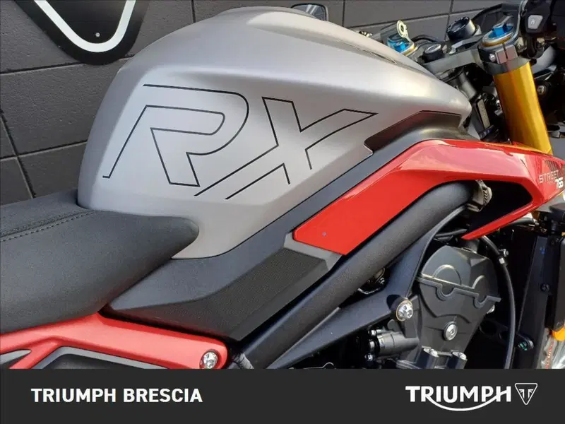 Triumph Street Triple 765 RX (2026) (5)