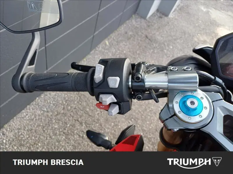 Triumph Street Triple 765 RX (2026) (8)