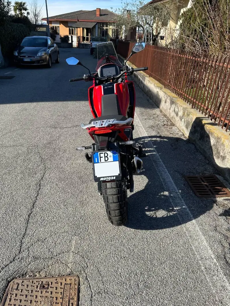 Moto Morini X-Cape 650 (2021 - 26) (2)