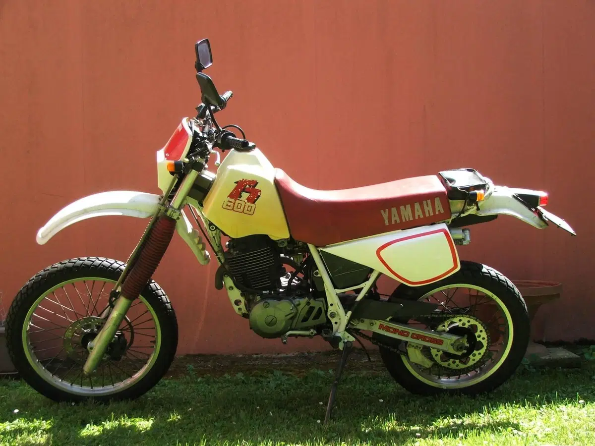 Yamaha TT 600 (1985 - 93) (2)