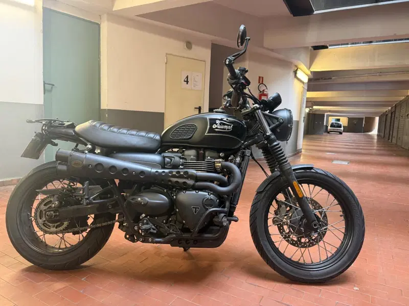 Triumph Street Scrambler 900 (2021 - 22) (2)
