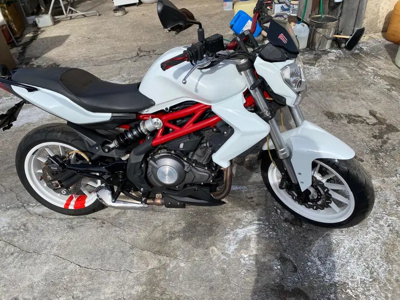 Benelli BN 302 (2014 - 16) (4)