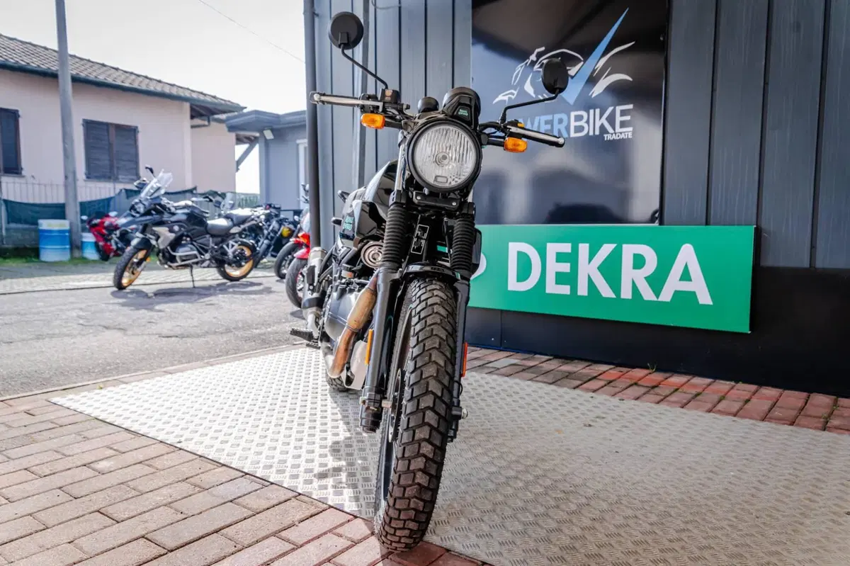Royal Enfield Himalayan 411 (2021 - 24) (2)