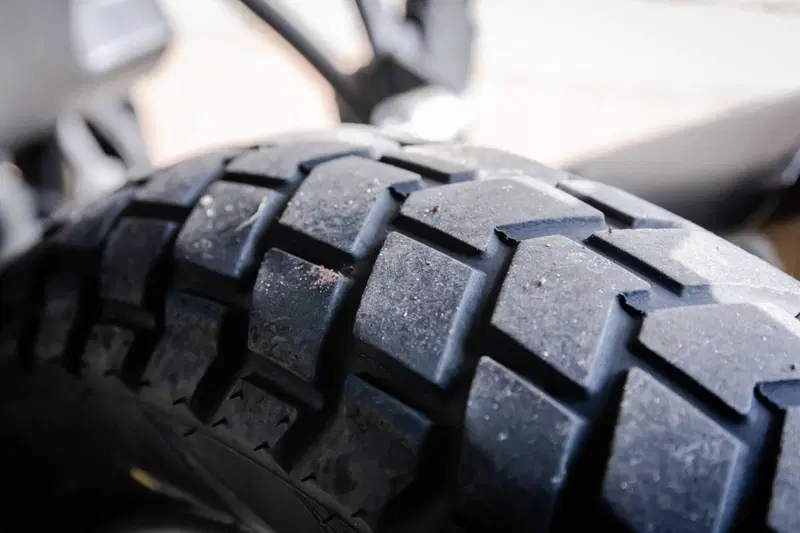 Royal Enfield Himalayan 411 (2021 - 24) (4)