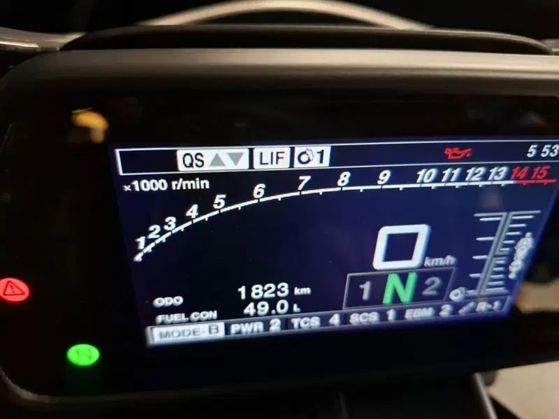 Yamaha YZF R1M (2020 - 25) (7)