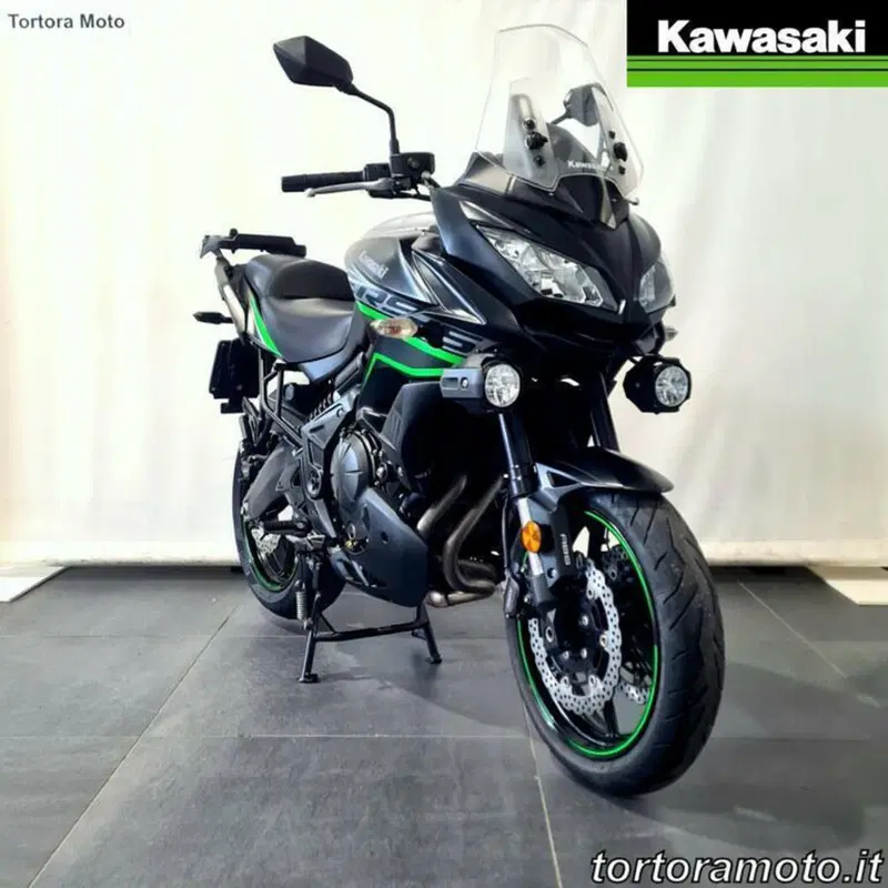 Kawasaki Versys 650 Grand Tourer (2021) (4)