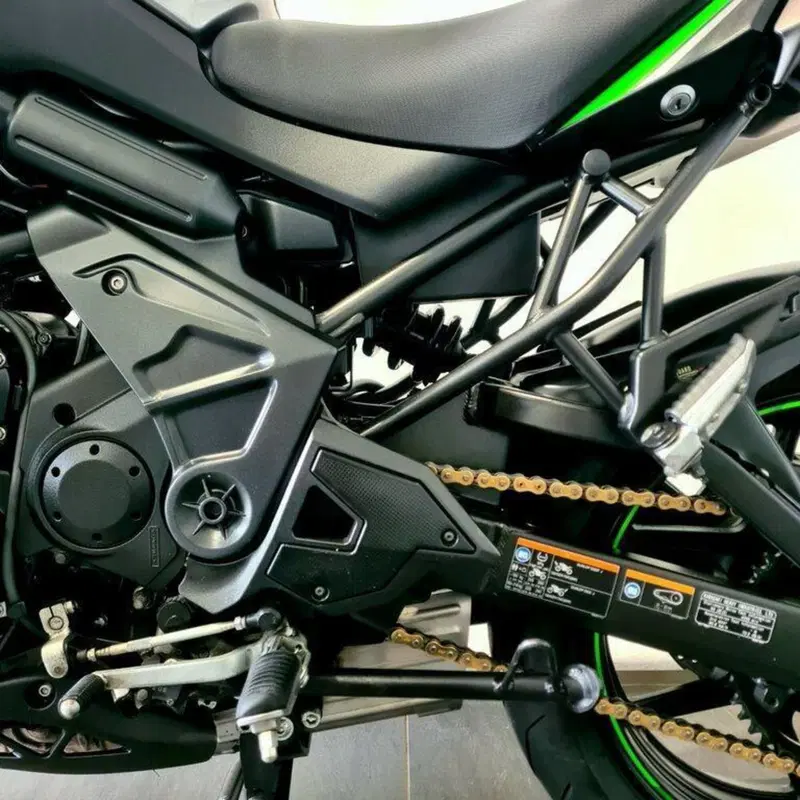 Kawasaki Versys 650 Grand Tourer (2021) (12)
