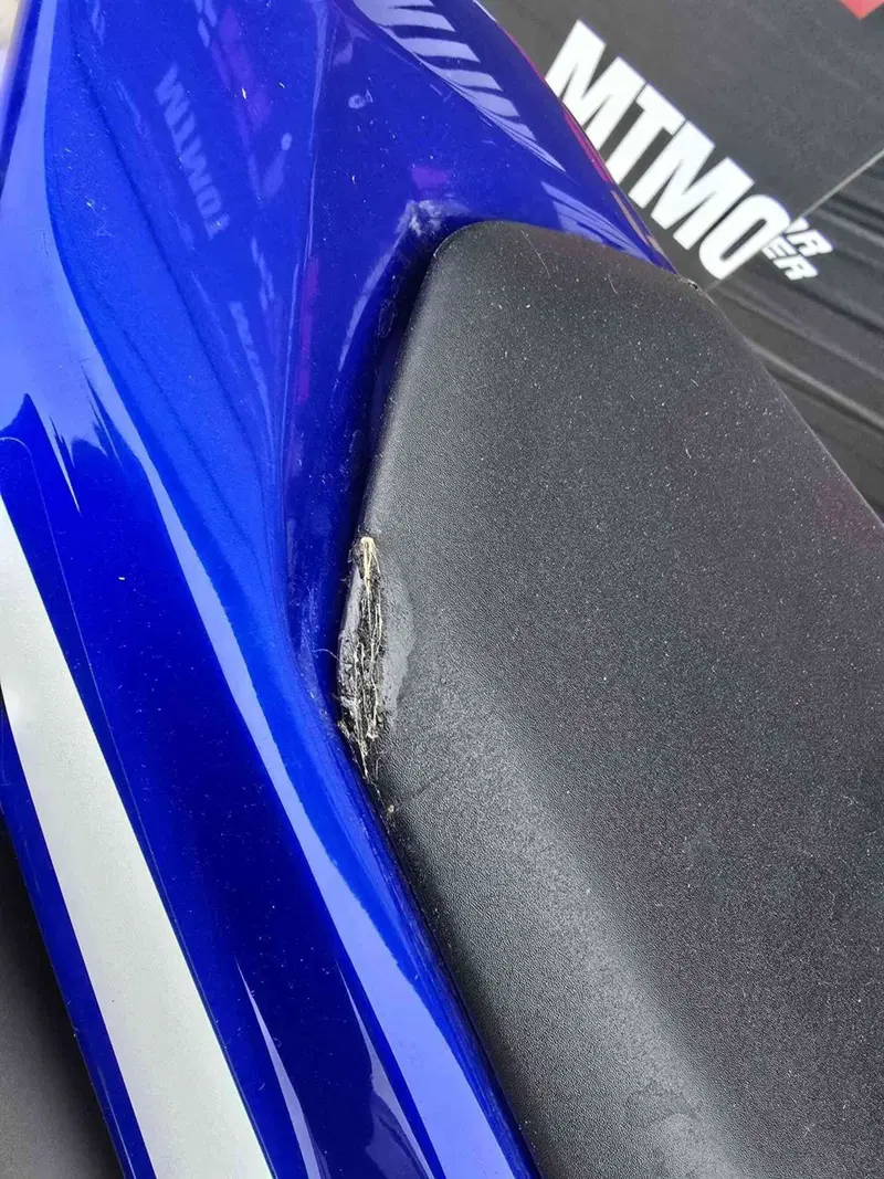 Yamaha YZF R1 (2007 - 08) (8)