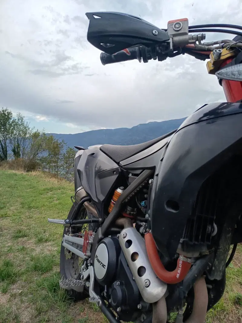 Fantic Motor XMF 125 Motard Competition 4T (2023 - 24) (7)