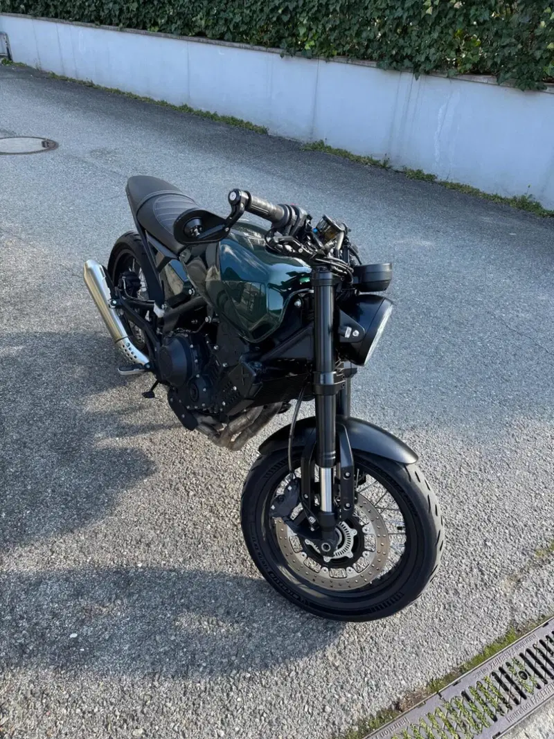 Brixton Motorcycles Crossfire 500 (2021 - 25) (2)