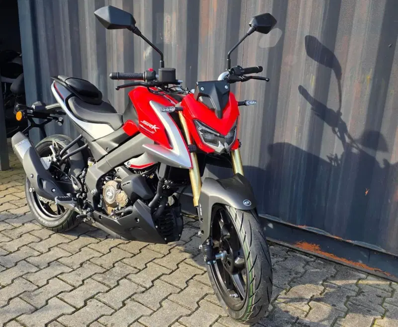 QJ Motor SRK 125 S (2025 - 26) (4)