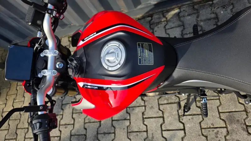 QJ Motor SRK 125 S (2025 - 26) (6)