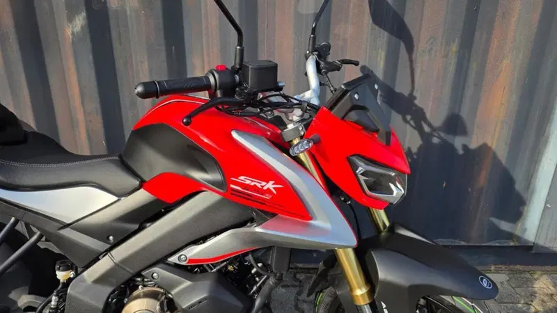 QJ Motor SRK 125 S (2025 - 26) (7)