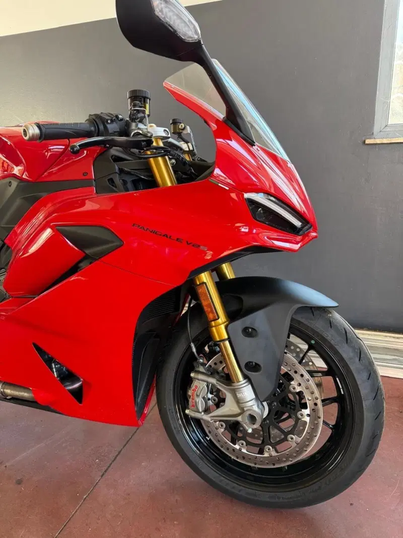 Ducati Panigale V2 S (2025 - 26) (2)