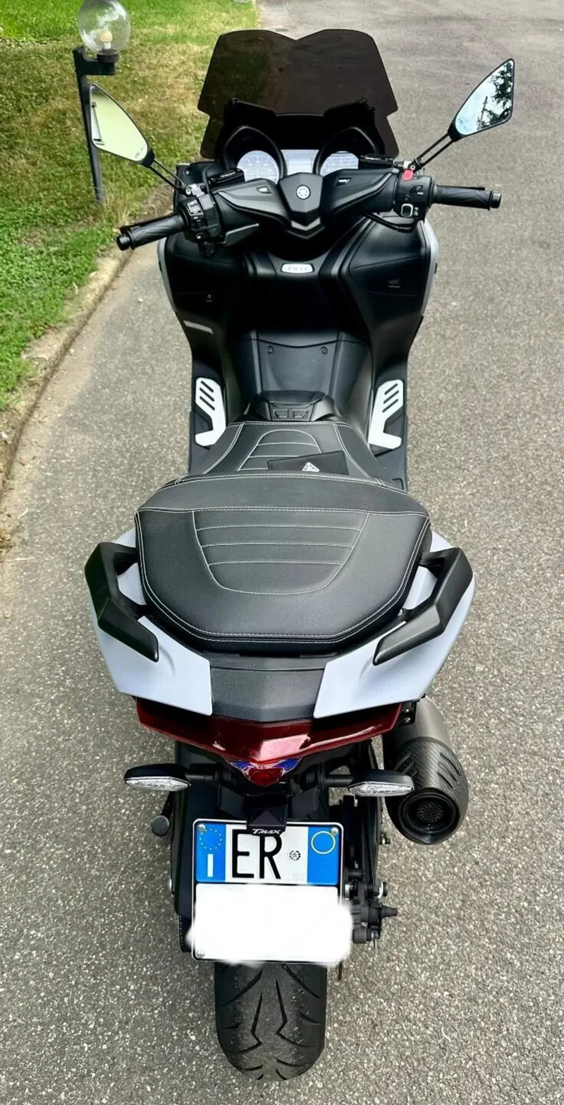 Yamaha T-Max 560 (2020 - 21) (4)