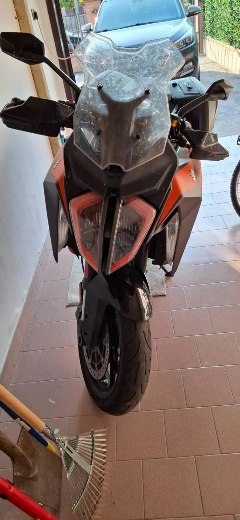 KTM 1290 Super Duke GT (2021) (4)