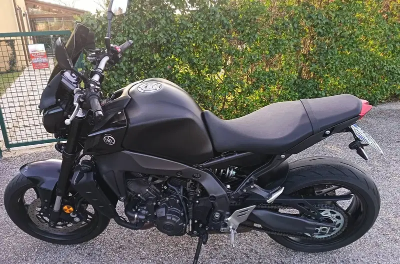 Yamaha MT-09 (2021 - 23) (5)