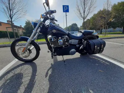 Harley-Davidson 1584 Wide Glide (2007 - 11) - FXDWG usata