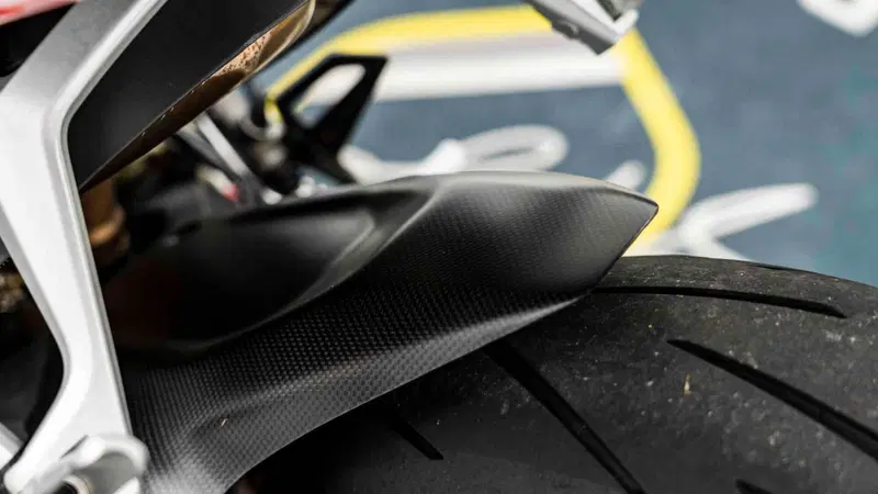 Ducati Panigale V2 Bayliss 1st Championship 20th Anniversary (2021 - 24) (14)