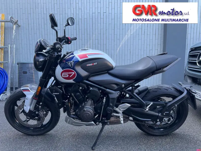 Triumph Trident 660 Triple Tribute Edition (2024)
