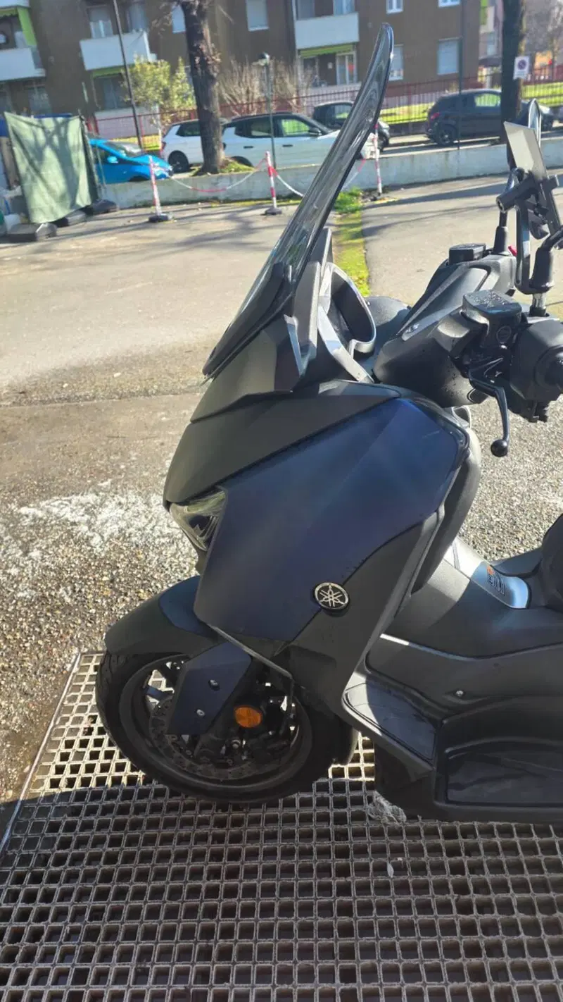 Yamaha X-Max 400 ABS (2017 - 20) (4)