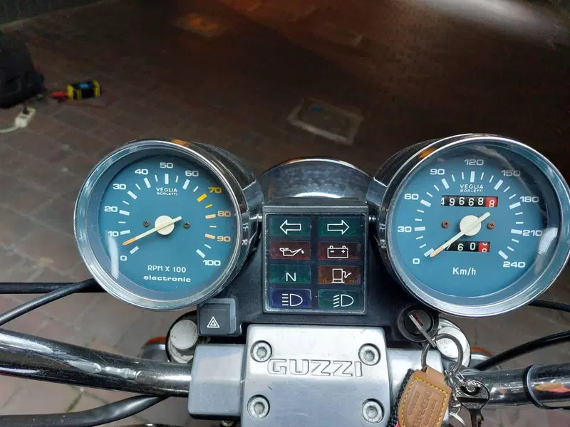 Moto Guzzi California 1100 (3)