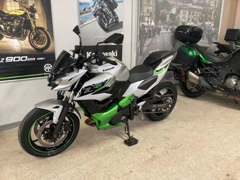 Kawasaki Z7 Hybrid (2024 - 26) (3)
